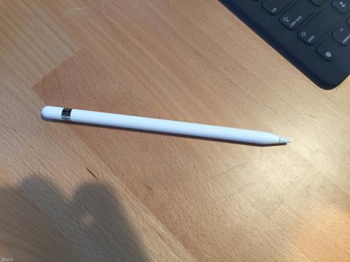 Apple的新iPad坚持旧的Apple Pencil