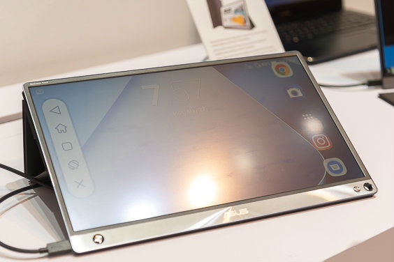 华硕推出2款便携显示器新品：ZenScreen Touch和ROG Strix XG17